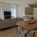 Apartment Magnolia - High Standing Floor
