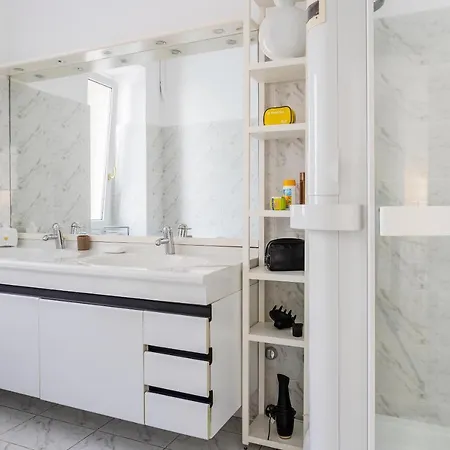 Magnolia - High Standing Floor Apartament