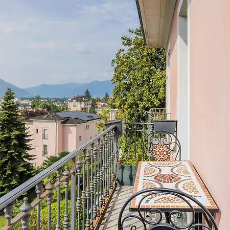 Apartament Magnolia - High Standing Floor Locarno