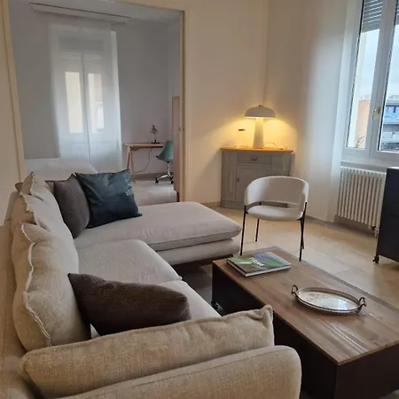 Magnolia - High Standing Floor Apartament Locarno