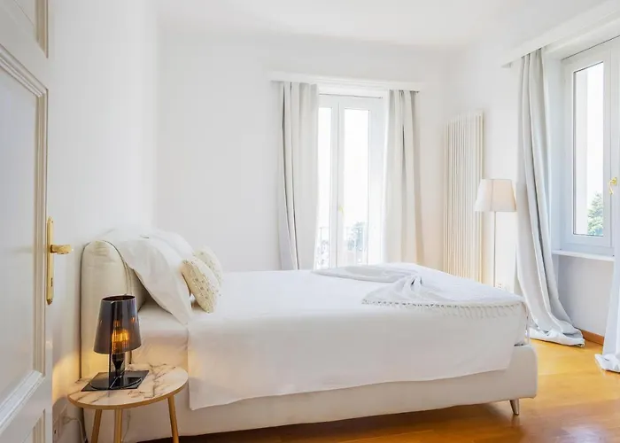 Magnolia - High Standing Floor *