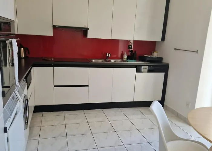 Magnolia - High Standing Floor Apartment