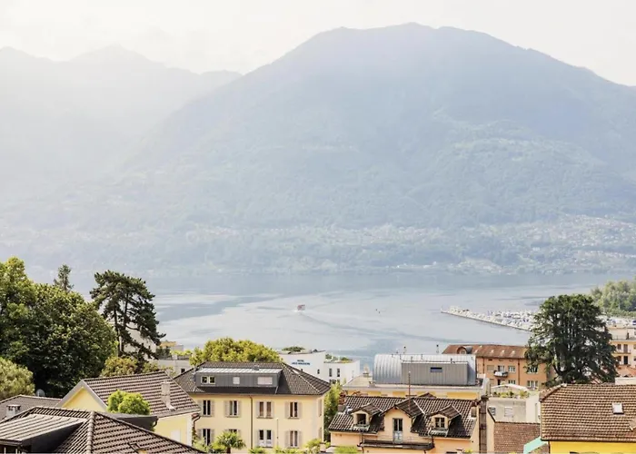 Magnolia - High Standing Floor Locarno